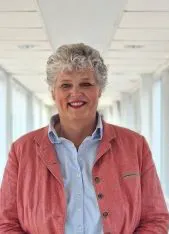 Dr. Katharina Suchy